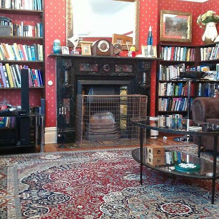 فندق كارديففي  Beautiful Victorian House المظهر الخارجي الصورة