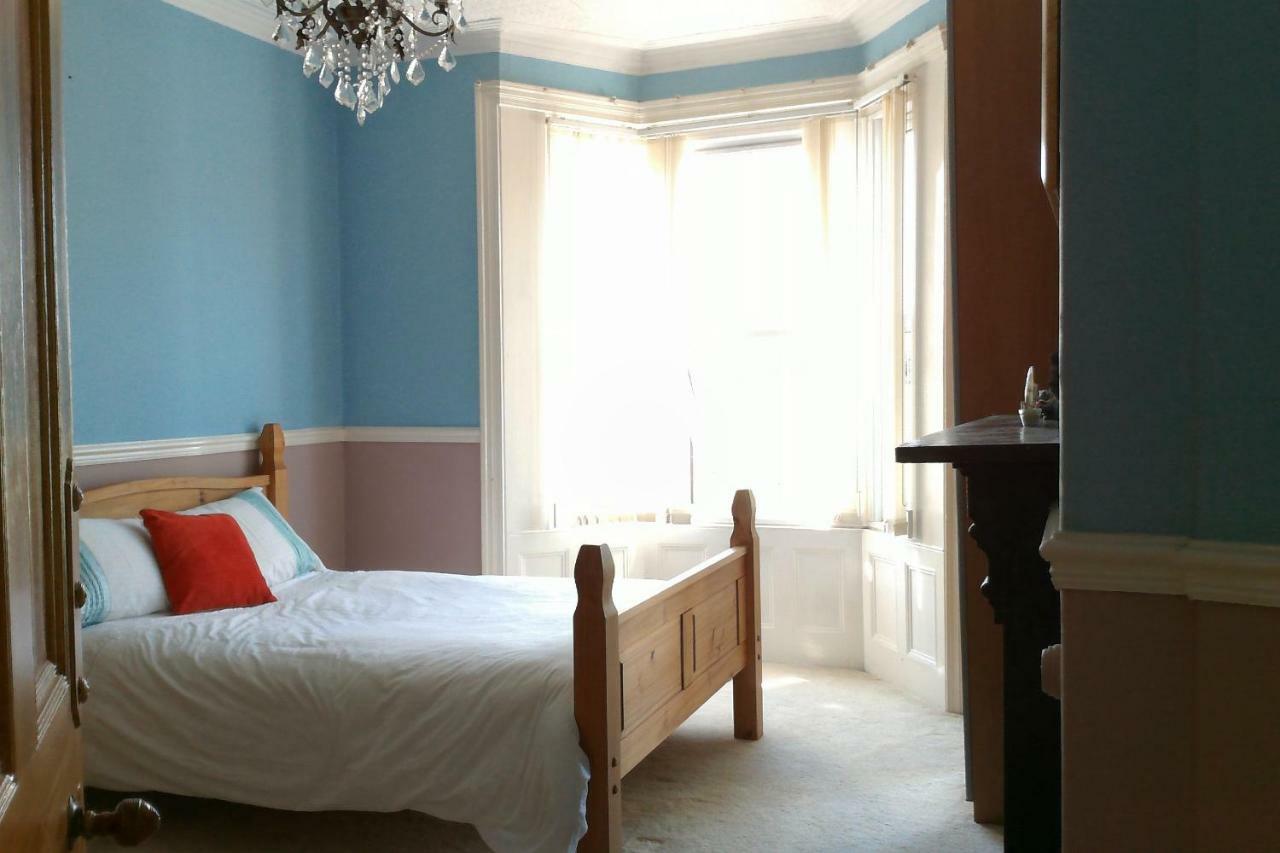 فندق كارديففي  Beautiful Victorian House المظهر الخارجي الصورة