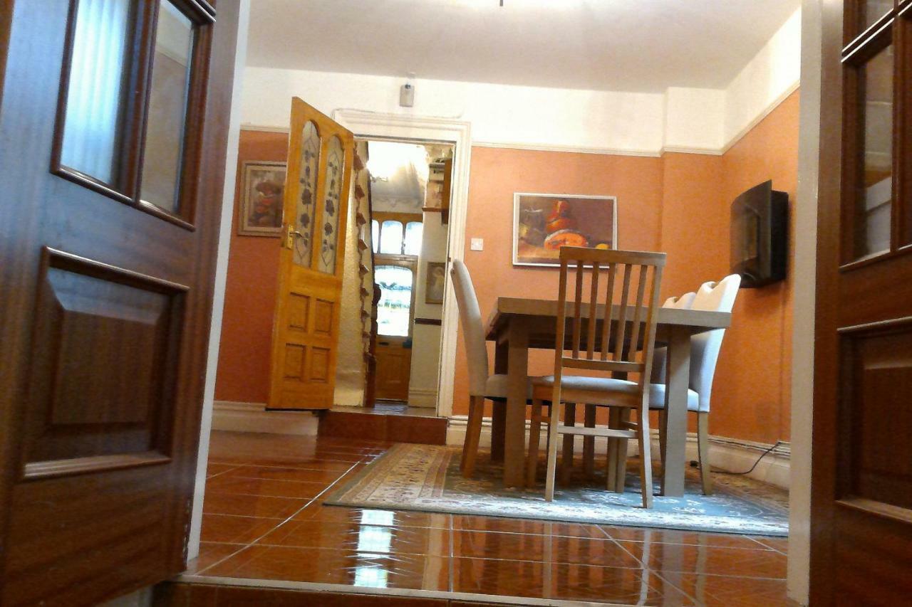 فندق كارديففي  Beautiful Victorian House المظهر الخارجي الصورة