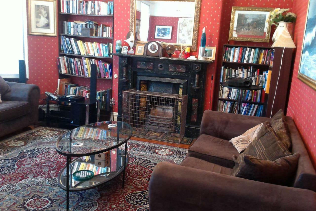 فندق كارديففي  Beautiful Victorian House المظهر الخارجي الصورة