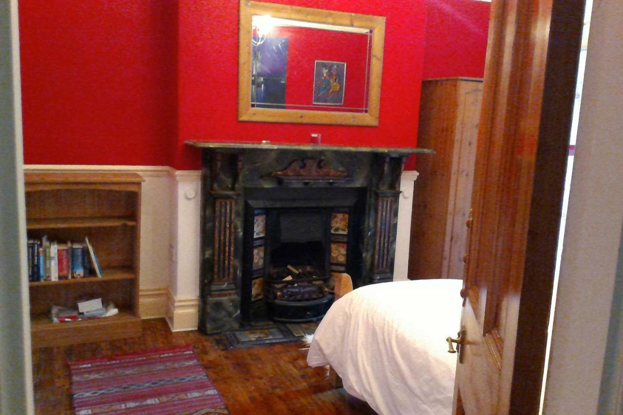 فندق كارديففي  Beautiful Victorian House المظهر الخارجي الصورة